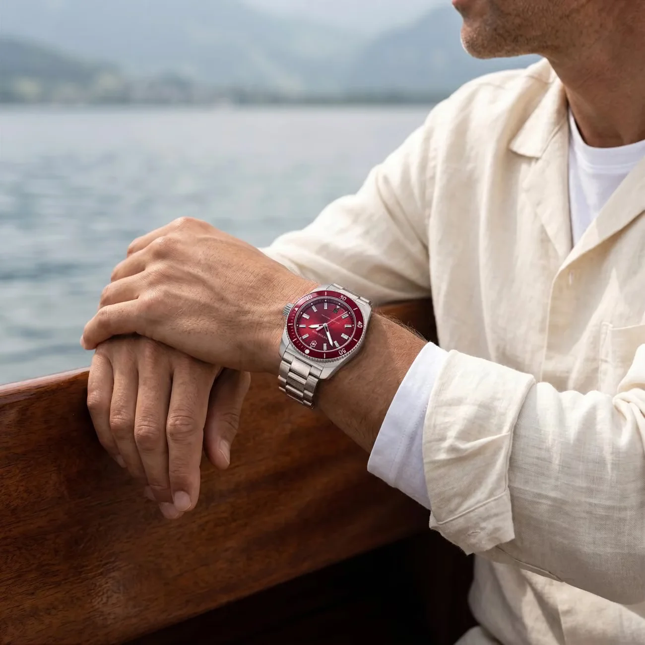 Victorinox Maverick Quartz: New 39mm Specs Revealed — photo 6