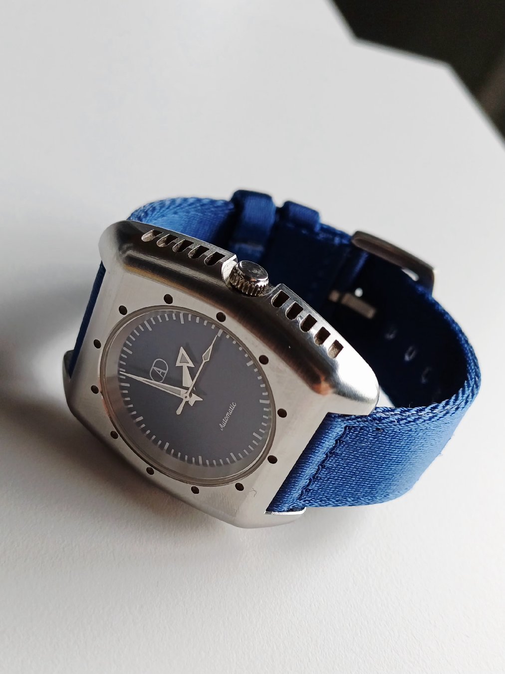 Audoin Stromlinie Automatic Blue
No date version, 4 pieces limited