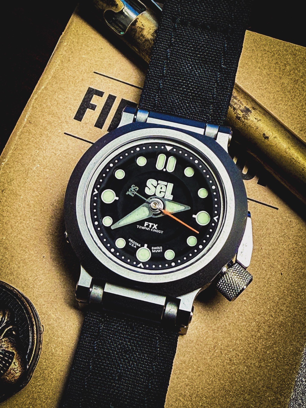 Pure SฤL Instruments awesomeness ๐ช๐๐บ๐ธ
FTX Tempest Ghost
@selinstrument
@tacstrapsco
#toolwatchthursday #engineeringmarvel #watchnerd #watchfam #arizonamade