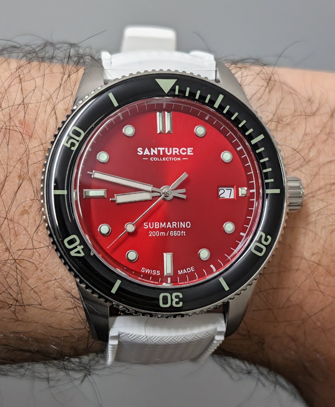 Santurce Collection Submarino rojo on a Straphabit tropical retro style strap.