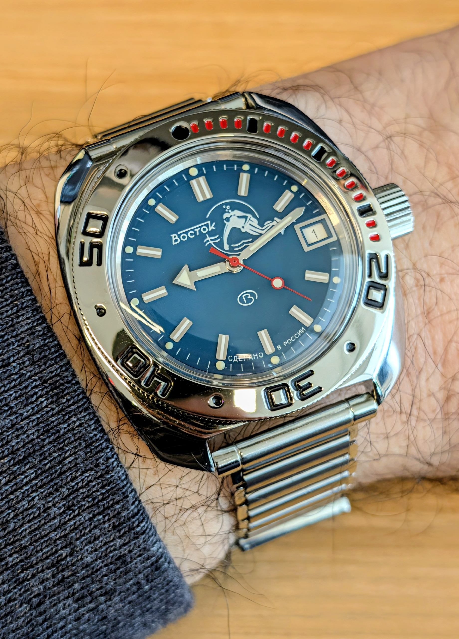 Vostok Amphibia 710059 on a Forstner Klip.