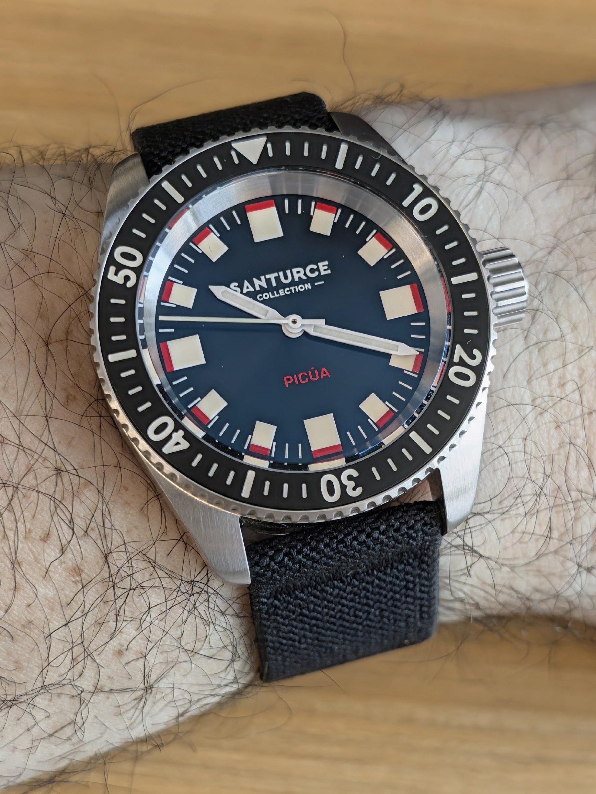 Santurce Collection Picúa on a Straphabit FlexHook elastic strap. 