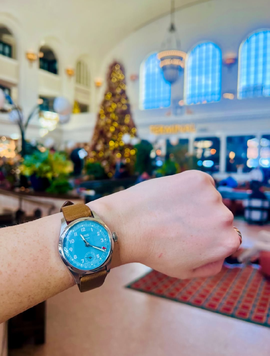 Exploring Denver's Union Station before the Oris trip a couple weeks ago. Here's the Oris Big Crown Calibre 473 in 38mm. love the running seconds and the power indicator on the back. I'm not in the habit of winding watches but this one provideda great opportunity for a little more interaction. less