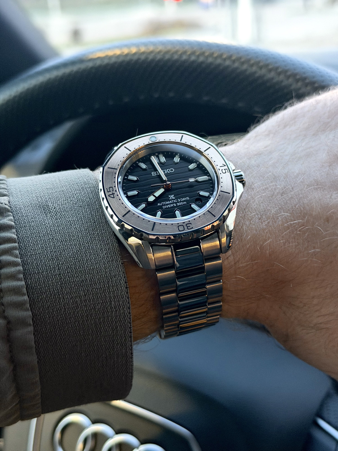 Happy Friday watchfam 🤜🤛