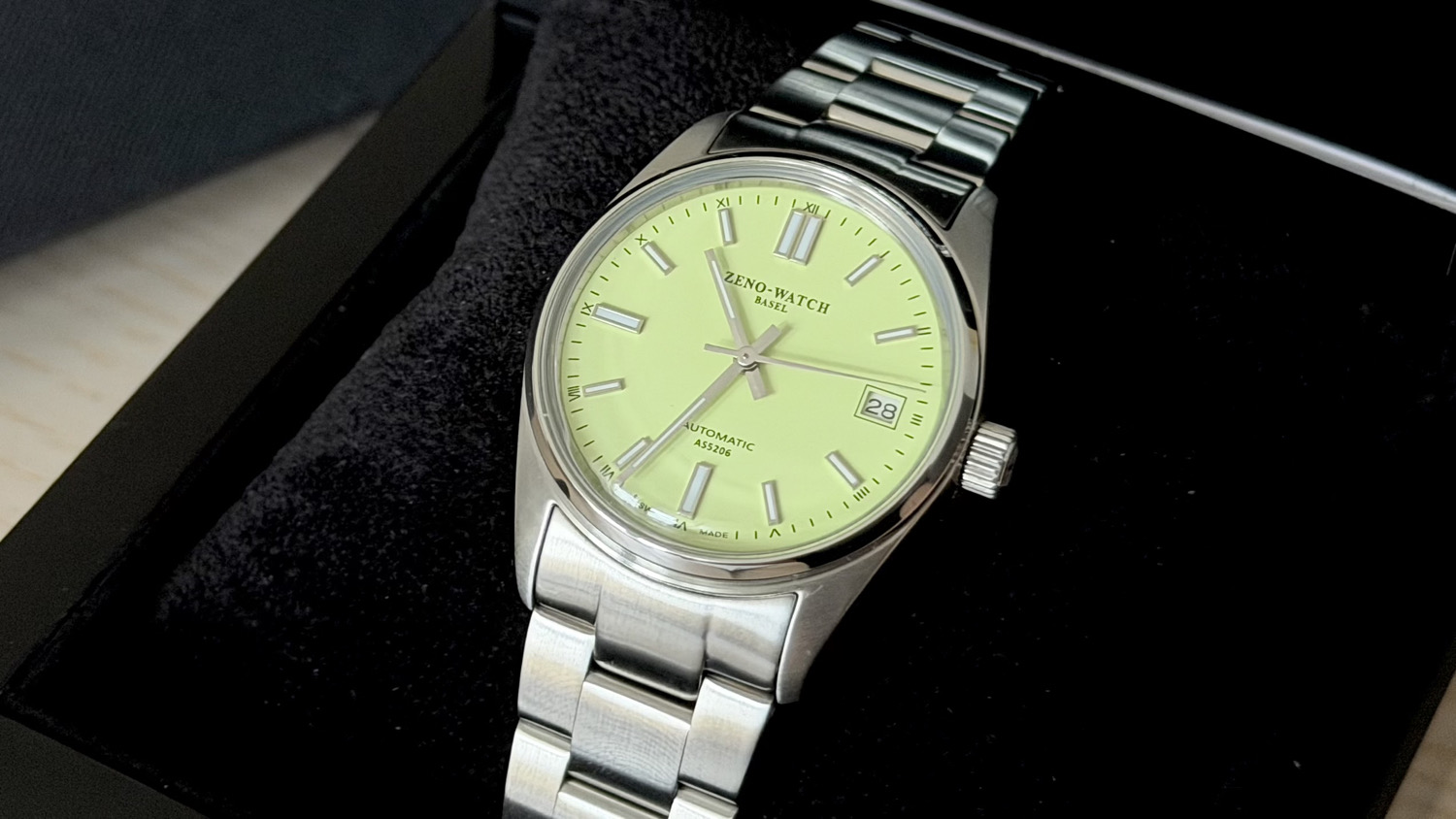 NWA 🚨- Zeno Watch Basel SupeR Precision Small Pistachio Dial - one of 300 - inside is a historical movement, the AS5206 from 1975 