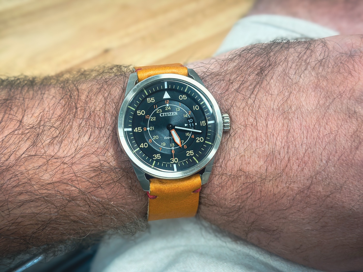 So this is what it feels like to wear a watch big enough for my wrists!