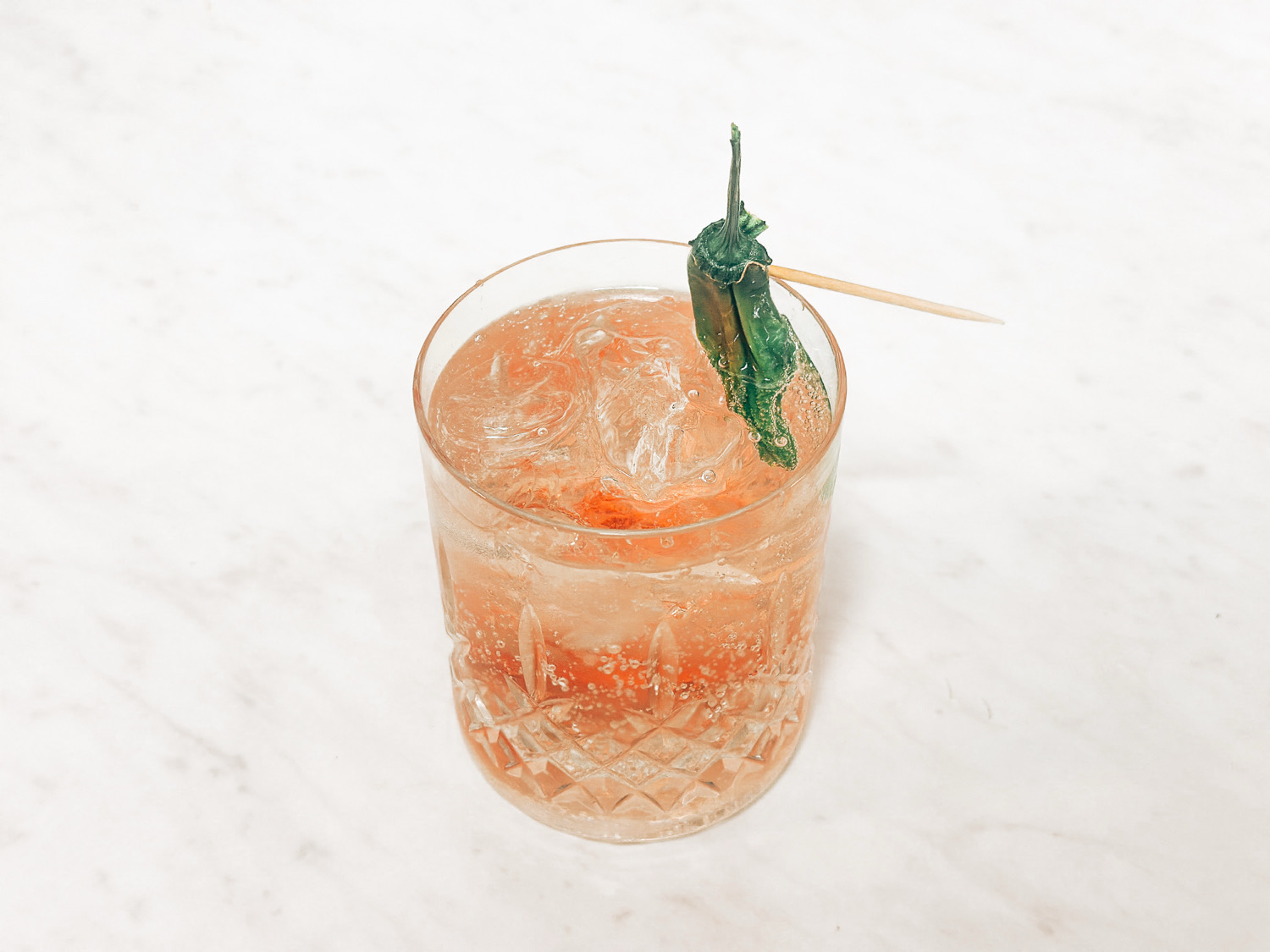 Happy Holidays & Merry Christmas 🎄 
Gin, Ginger, Garden grown hot pepper. 
