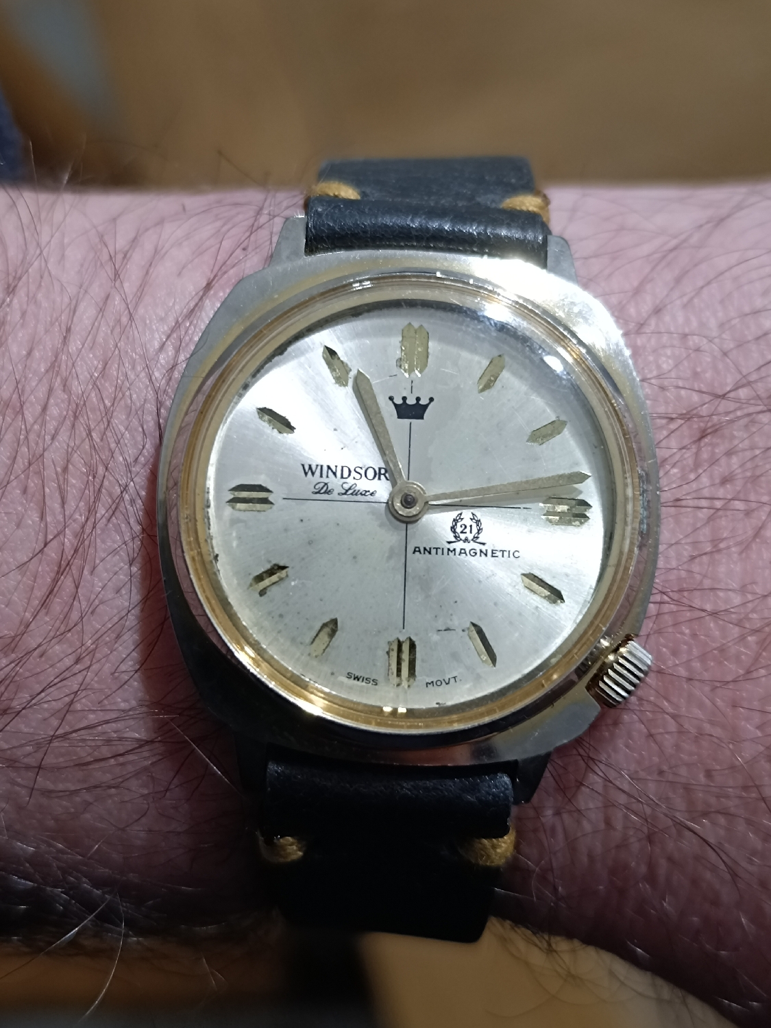 Vintage 1960's Swiss Windsor De Luxe with gold tone square shapedish case. In my opinion, the best case ever designed. It incorporates the best of both worlds - round + square and also, the best place for the crown to be! 