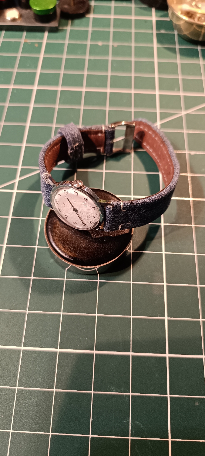 It's not only Sydney Sweeney, Alex also has great jeans. My new jeans strap for my old Timex! 