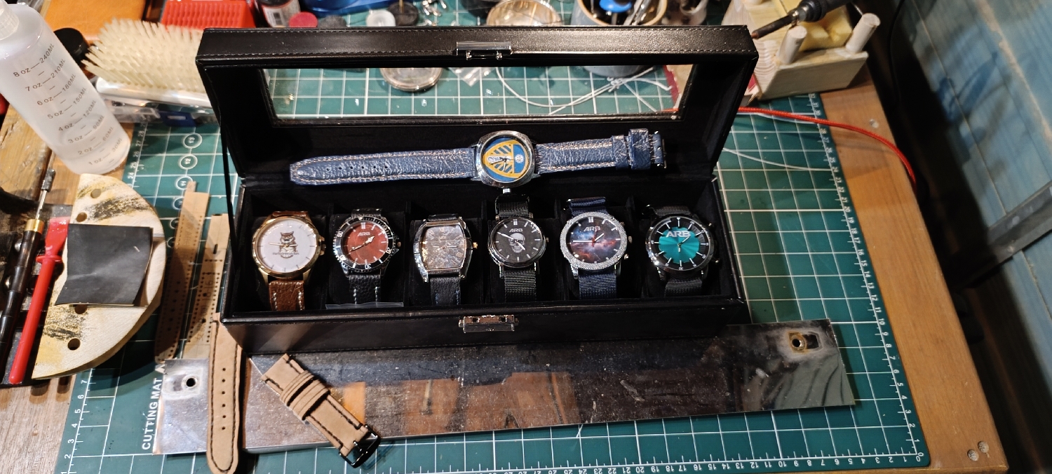 Creative boredom! When you're bored and decide to design watch dials! Now I need to choose one or two dials to make it professionally. Order a mechanical movement and decide the best case. Obviously I can't decide. 