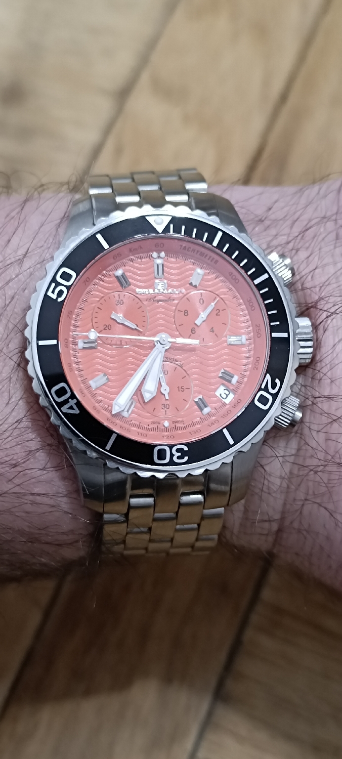 Morning folks
I love the salmon wavy dial but... Yep, there is always a but and I'll let you know in the future! Sorry, can't tell you now! You'll have to wait for the review! 