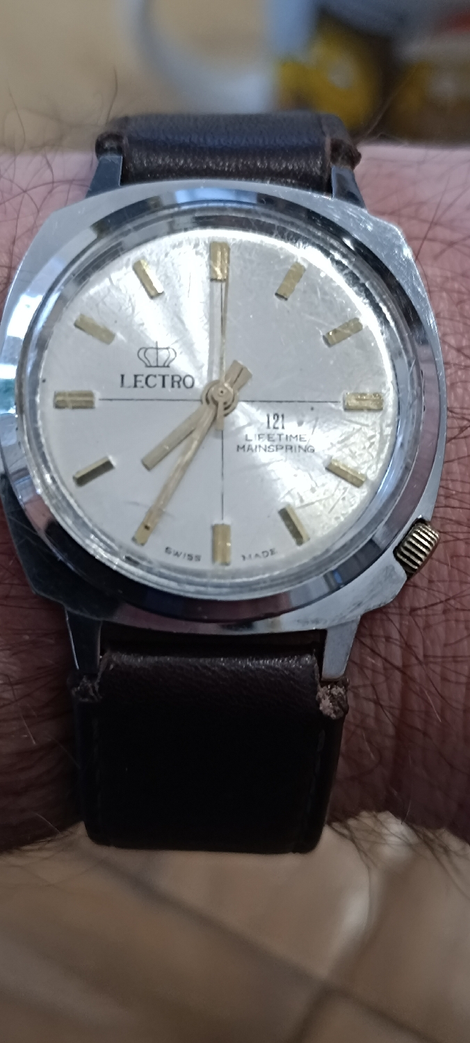 Budget Vintage Gem: The Lectro 121 "Lifetime Mainspring"
Ever heard of an 'unbreakable' watch? 🧐 Today on @arbalexwatches, we’re looking at this vintage Lectro 121 'Lifetime Mainspring' from the 1970s.