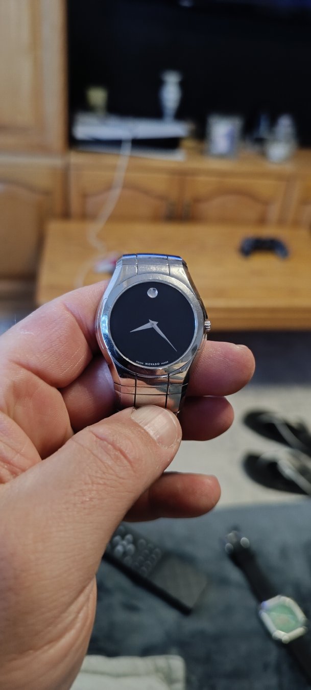 I also have to post my friend watch that I hold hostage for a while to fix a f ... up from a previous warranty service. The guys left dust and dirty inside the dial and for some reason they damaged the sapphire anti glare coating so that was a lot of polishing and sanding. I can't wear it though, my friend wrist is way too small. 