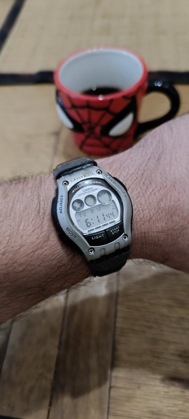 Morning everyone 
Before smartwatches took over, Casio was dominant in rugged outdoor gear. Today we’re looking at a late 90s classic: the Casio Geo-Trail FT-111H (Module 1966).

​Part of the iconic Forester sub-brand, this piece features 100m water resistance, an EL Illuminator, a distinct 3-subdial digital display, and its original signed Geo-Trail deployment clasp intact.

​Drop a comment below—would you rock this 90s classic daily, or leave it in the past?

​Don't forget to like, share, and subscribe for more vintage and modern watch content. 


#Casio #CasioForester #GeoTrail #VintageCasio #WatchCollector #Shorts #ArbalexWatches #Horology #RetroStyle

