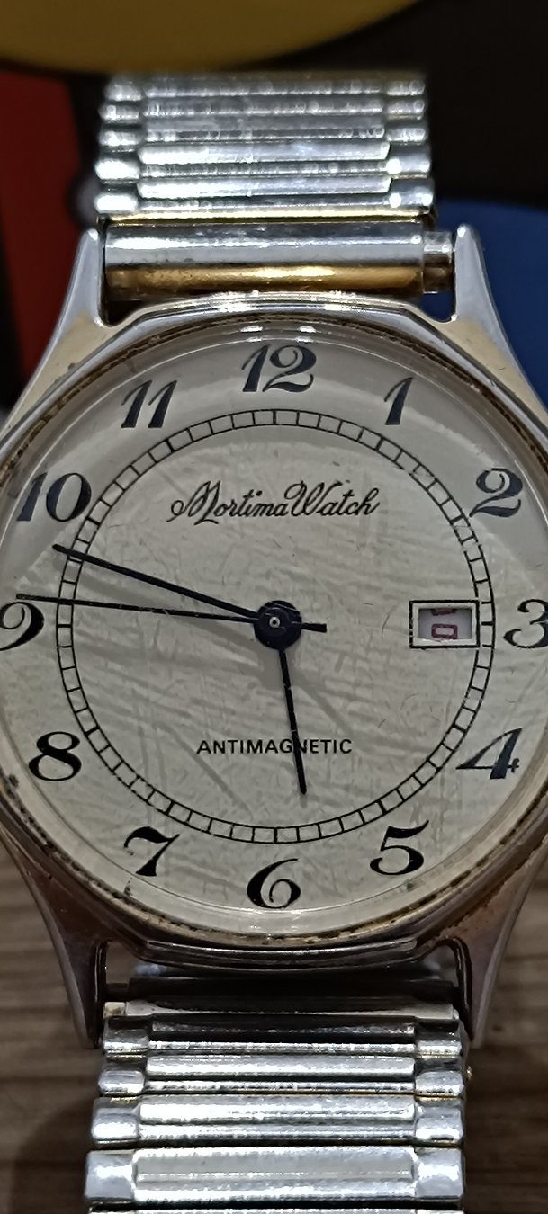 Morning everyone
A closer look at a vintage 1970s Mortima Watch featuring a classic cream textured dial, red date wheel, and a heavily crazed acrylic crystal.
Powered by the legendary French workhorse—the Cattin 66 pin-lever movement—this piece isn't rare or high-end, but its authentic patina tells a fantastic story. I'm keeping this one completely untouched!
What do you think of wearing watches with heavy natural wear and crazing? Let me know in the comments below! 💬
🔔 Subscribe to @arbalexwatches for more watch reviews, movement breakdowns, and horological history!
And remember, at ARB we praise the watch not the logo!
#Mortima #VintageWatch #WatchCollecting #ArbalexWatches #Horology #WatchTok #FrenchWatches #Patina #Cattin66 #WatchEnthusiast