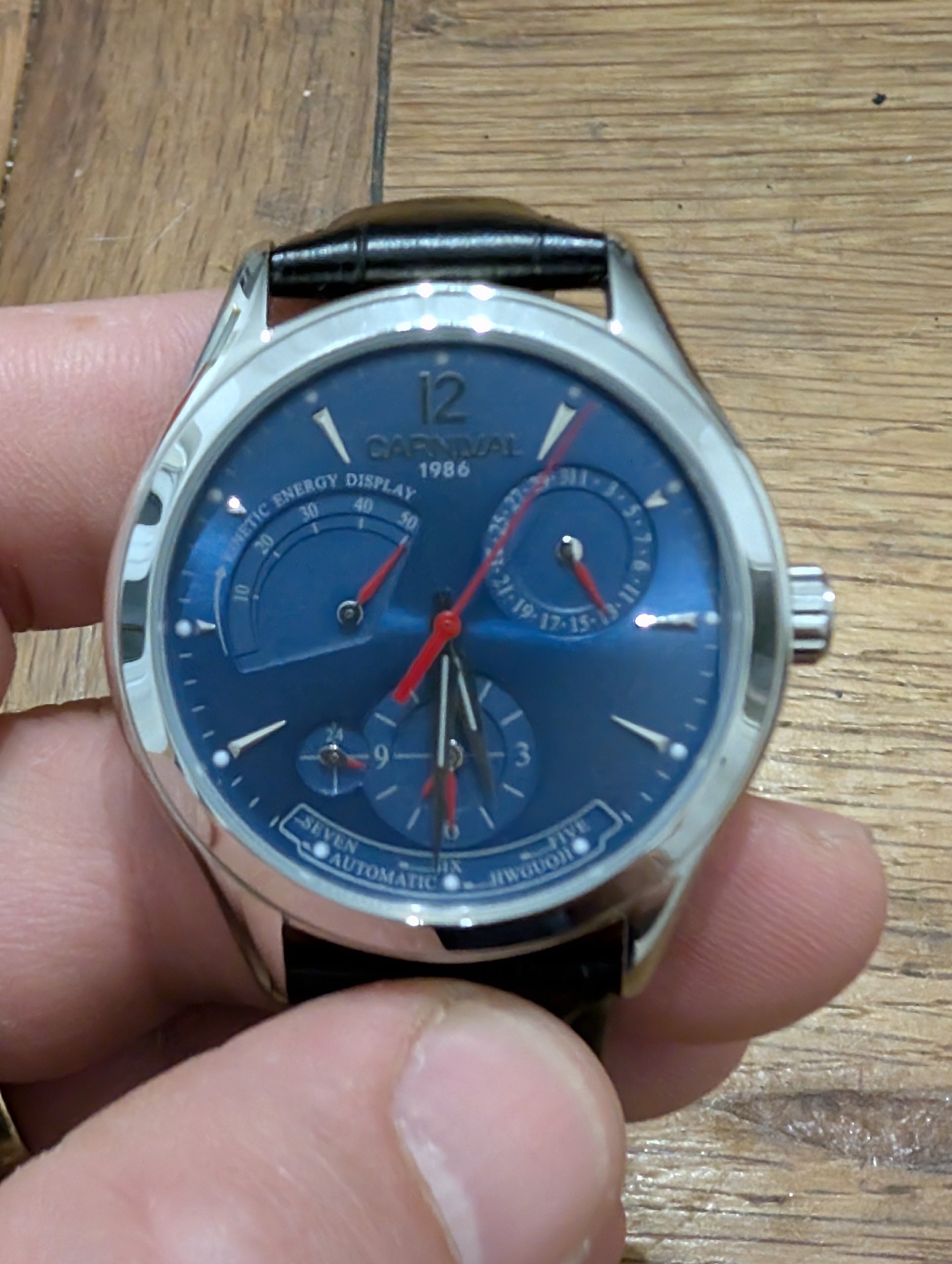 Morning 
They were so close....yet, so far!
Why Chinese people have to ruin a watch with gibberish?