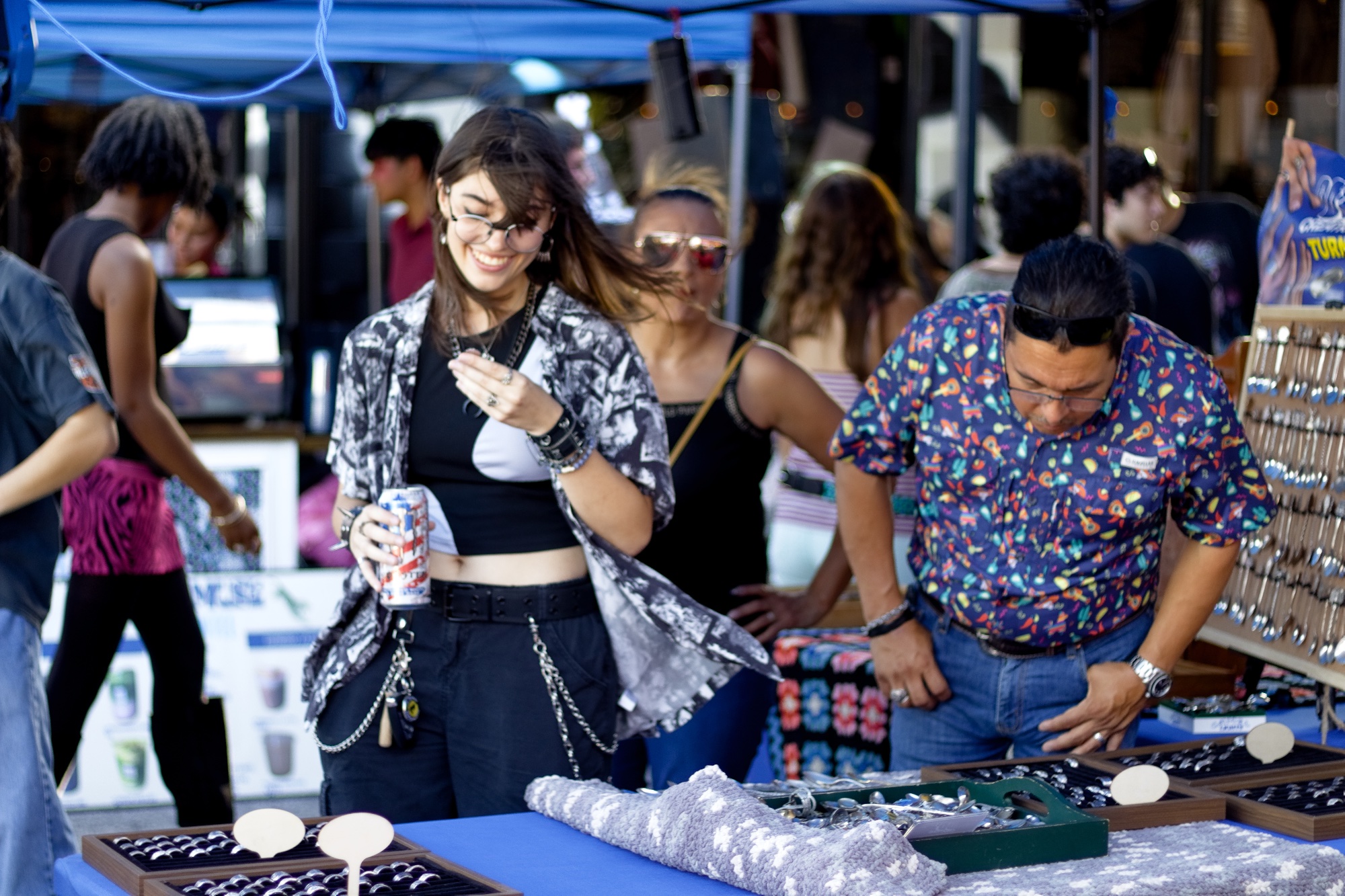 Bexar Vintage Market 08/16 photo