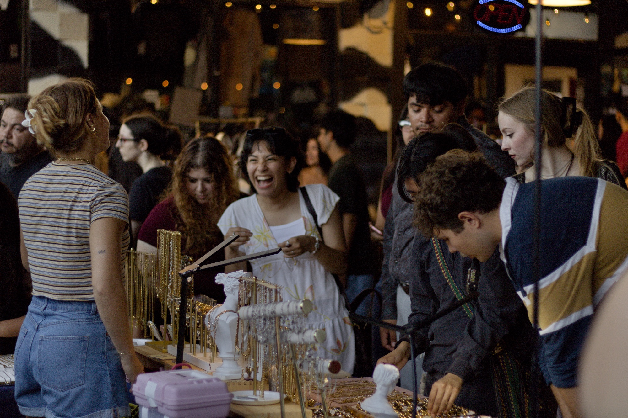 Bexar Vintage Market 08/16 photo