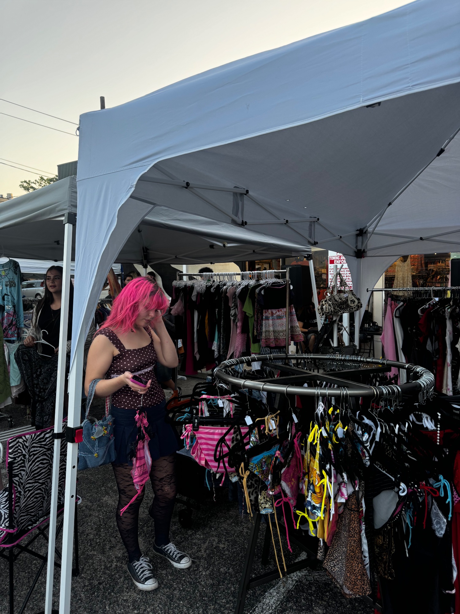 Class of Y2K Night Market  photo