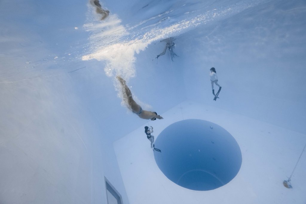 Hi-Dive Beijing - expensive, beautiful