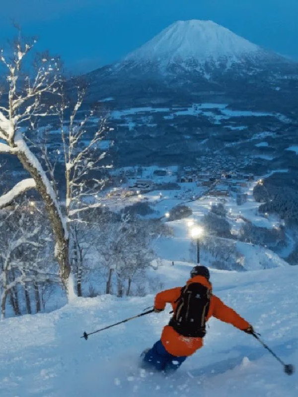 Niseko: Unrivaled Night Skiing