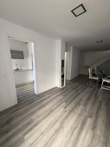 CASA TOTALMENTE REFORMADA  — foto 1