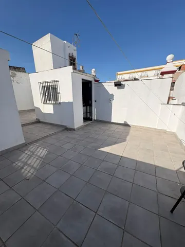 CASA TOTALMENTE REFORMADA  — foto 23