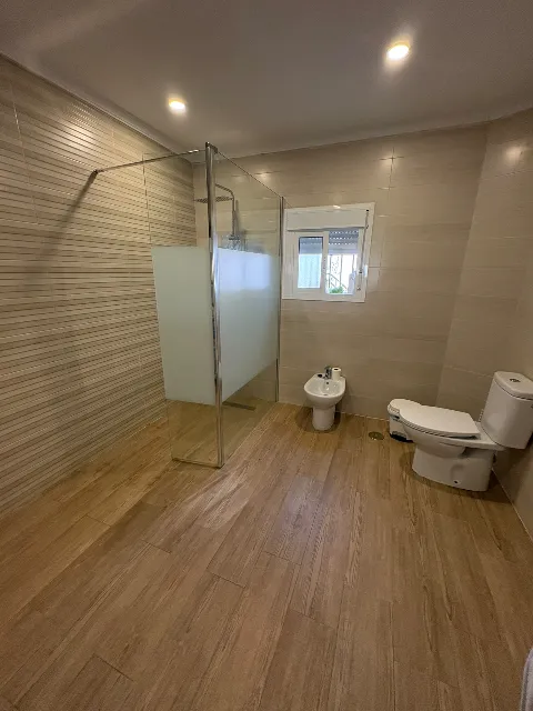ESPECTACULAR CASA DE 3 PLANTAS EN OLIVAR DE RIVERO — foto 25
