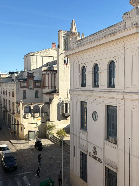 EDIFICIO EN PLENO CENTRO DE JEREZ — foto 4