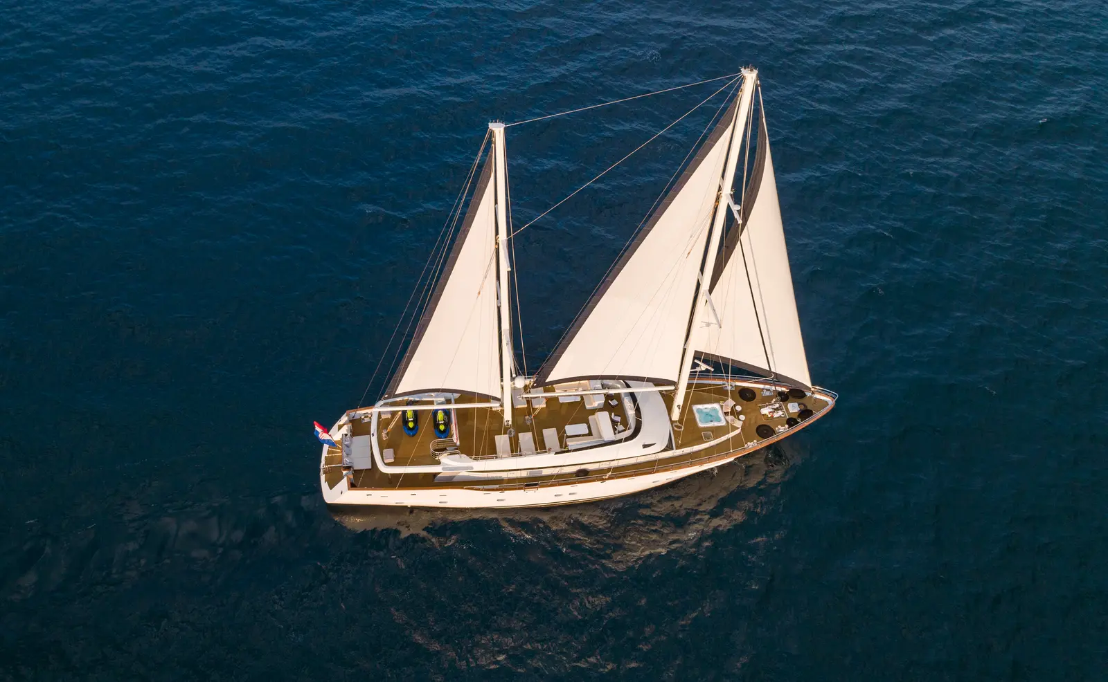 Navilux – photo 2