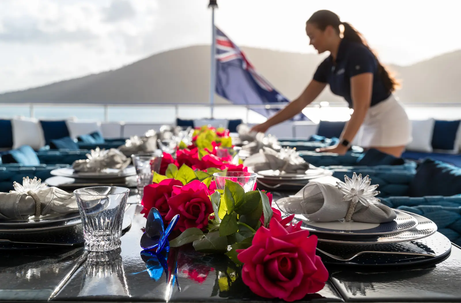 MISCHIEF BRIDGE DECK AFT DINING