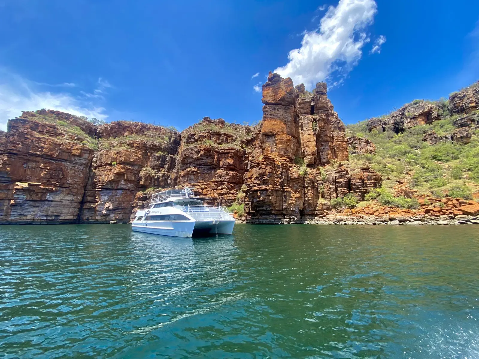 MV Diversity III 2
