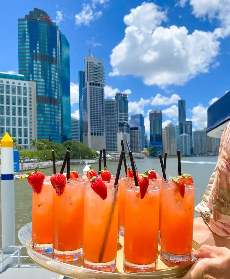 Yot club coctails