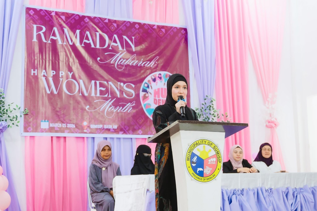 RAMADAN Mubarak HAPPY WOMEN'S Month