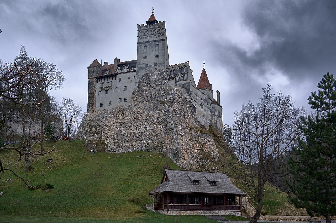 Cine a cumpărat, de fapt, Castelul Bran: Omul din spatele moștenirii Elvis Presley preia controlul celui mai iconic castel din România