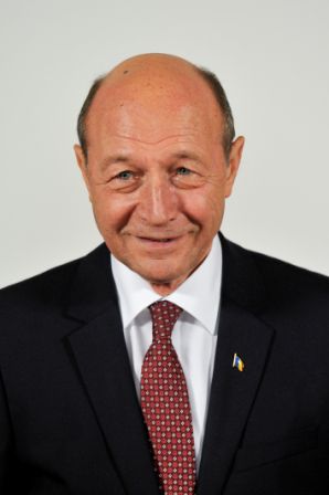 Băsescu pune un nume pe masă: Dan Motreanu, „liberal 100%", soluția pentru ieșirea din criza guvernamentală