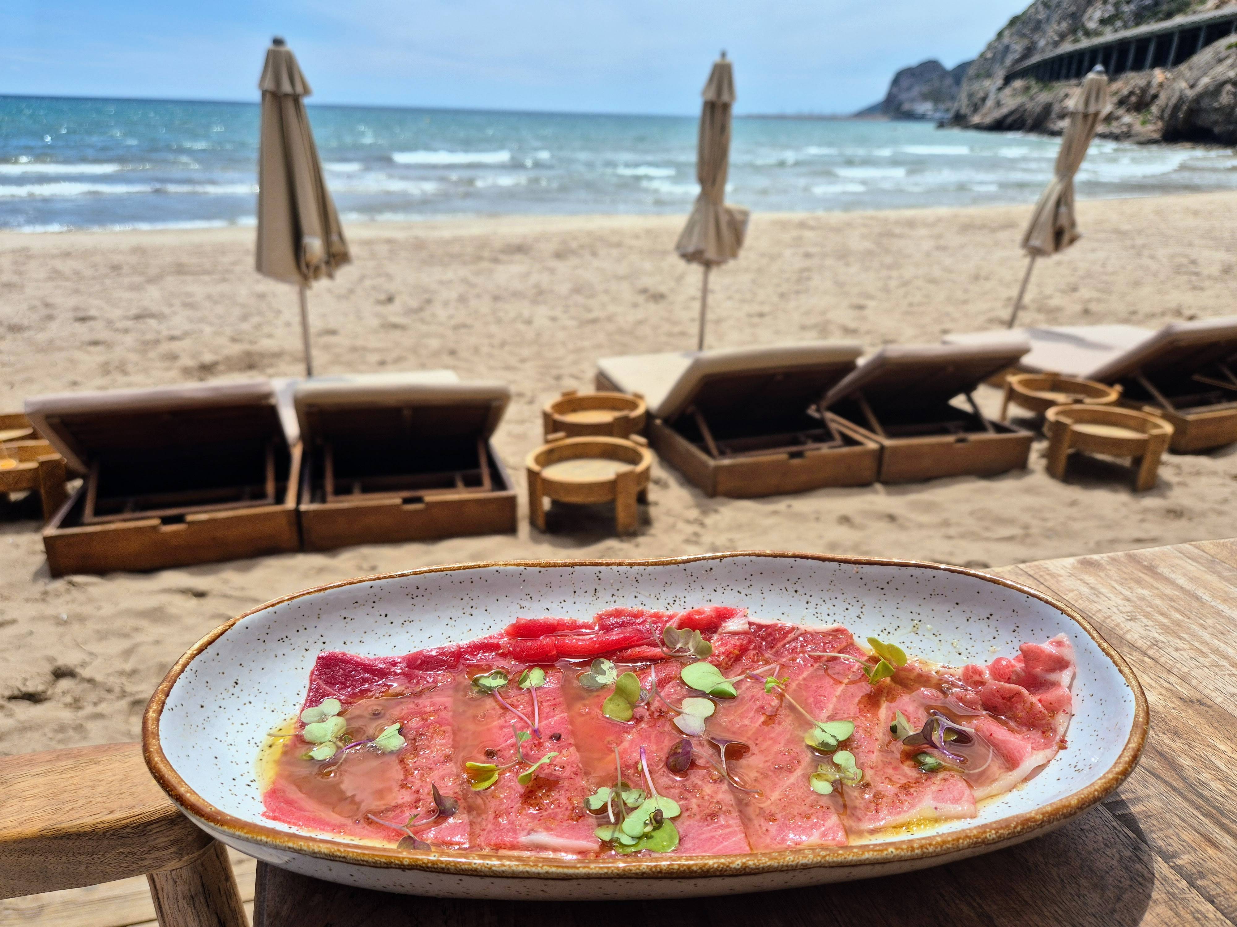 carpaccio-ventresca-vinagreta-pimienta