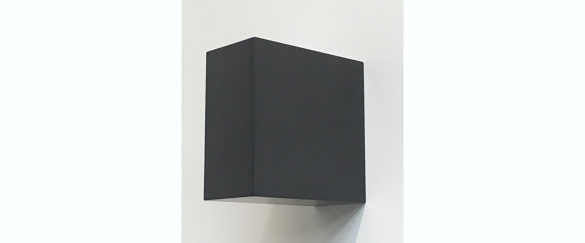 OVERSEAS. Eight Artists (4)