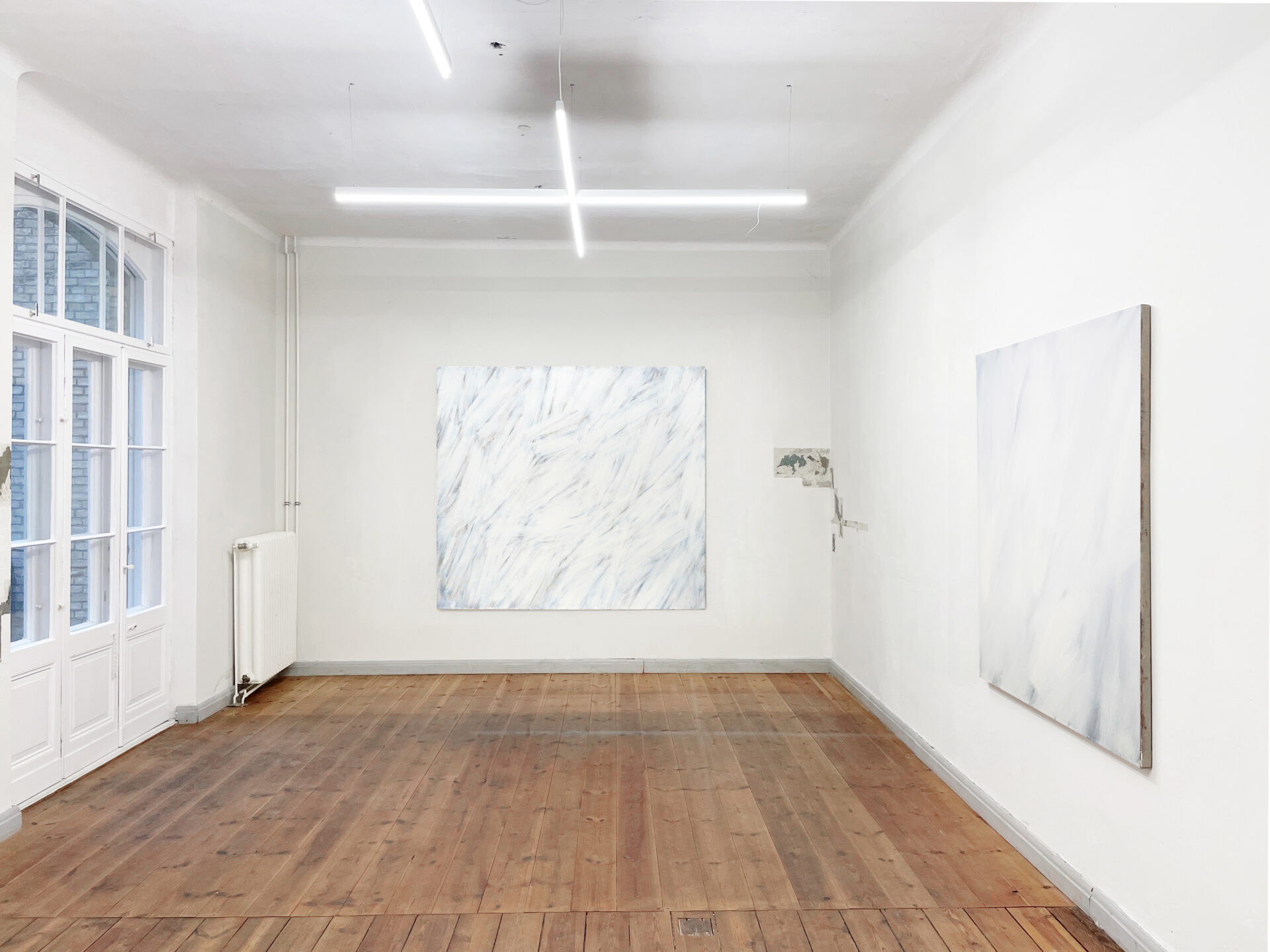 Raimund Girke: white remains (1)