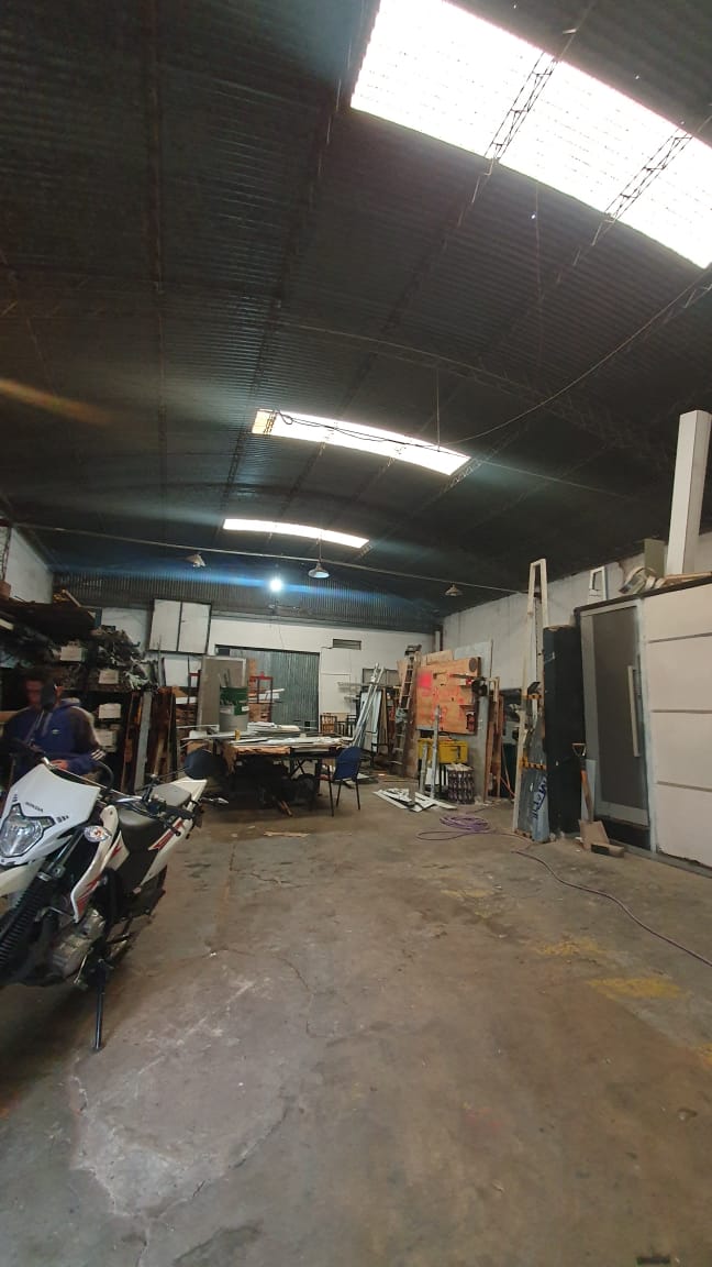 GALPON EN ALQUILER 250 MTS