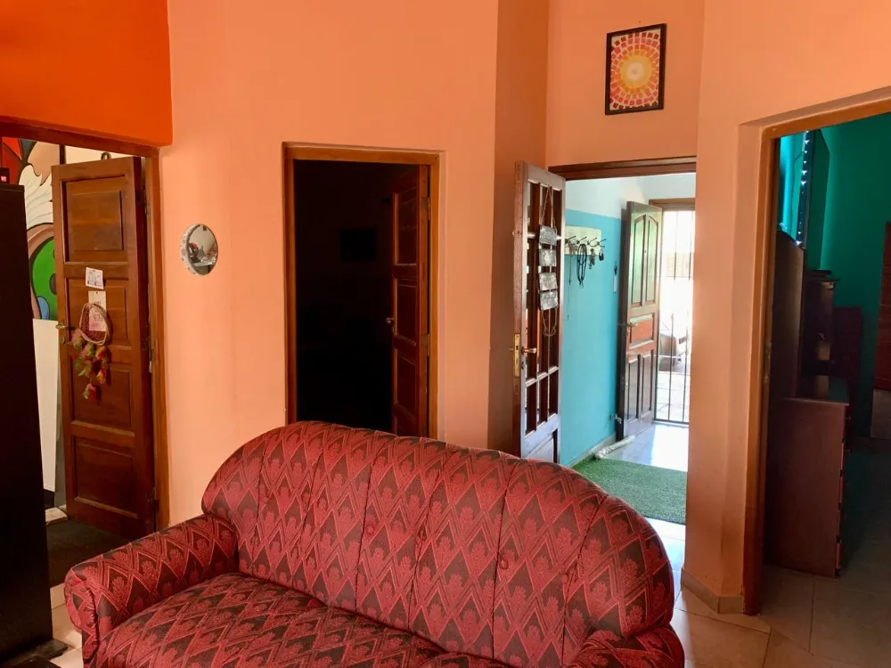 Gral Bustos Popiedad de 3 dormitorios