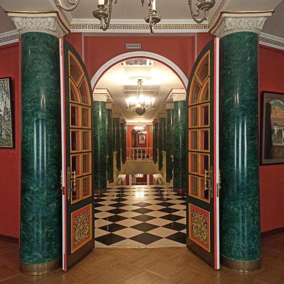 Ilya Glazunov Gallery