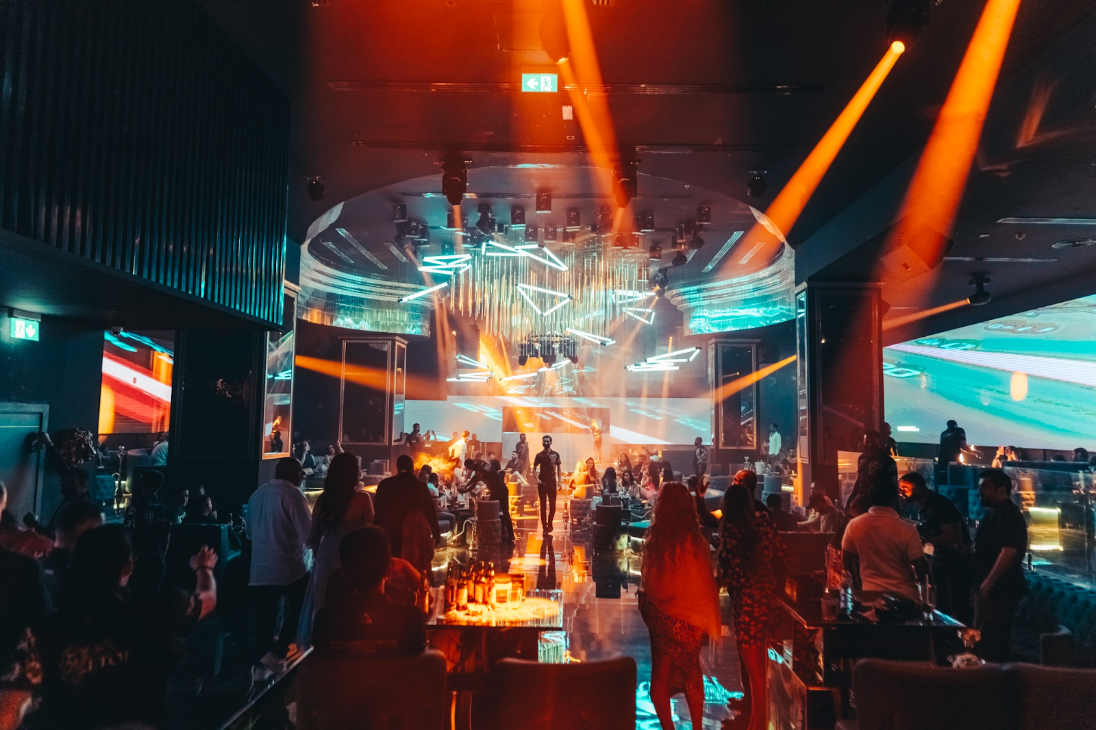 Les Etoiles Night Club