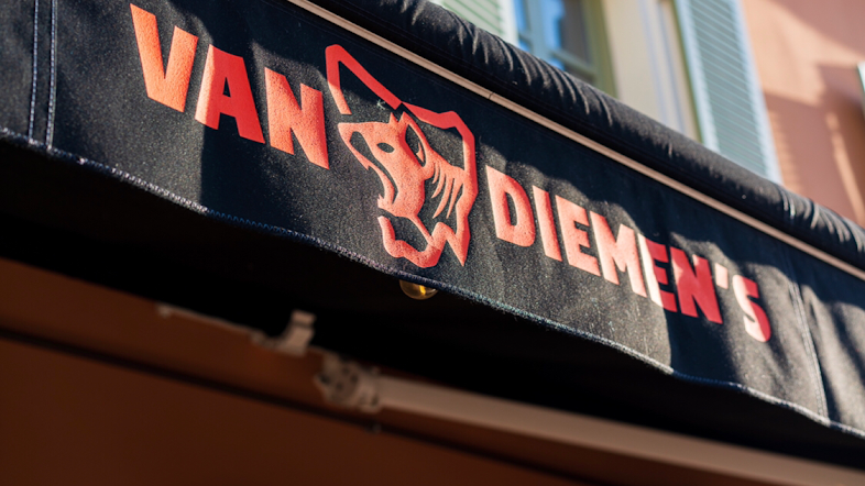Van Diemen's Australian Pub  