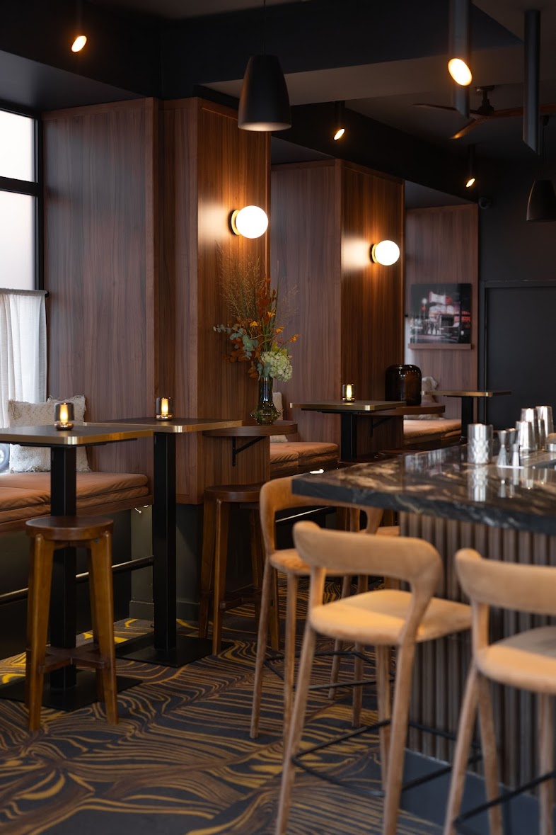Superbar