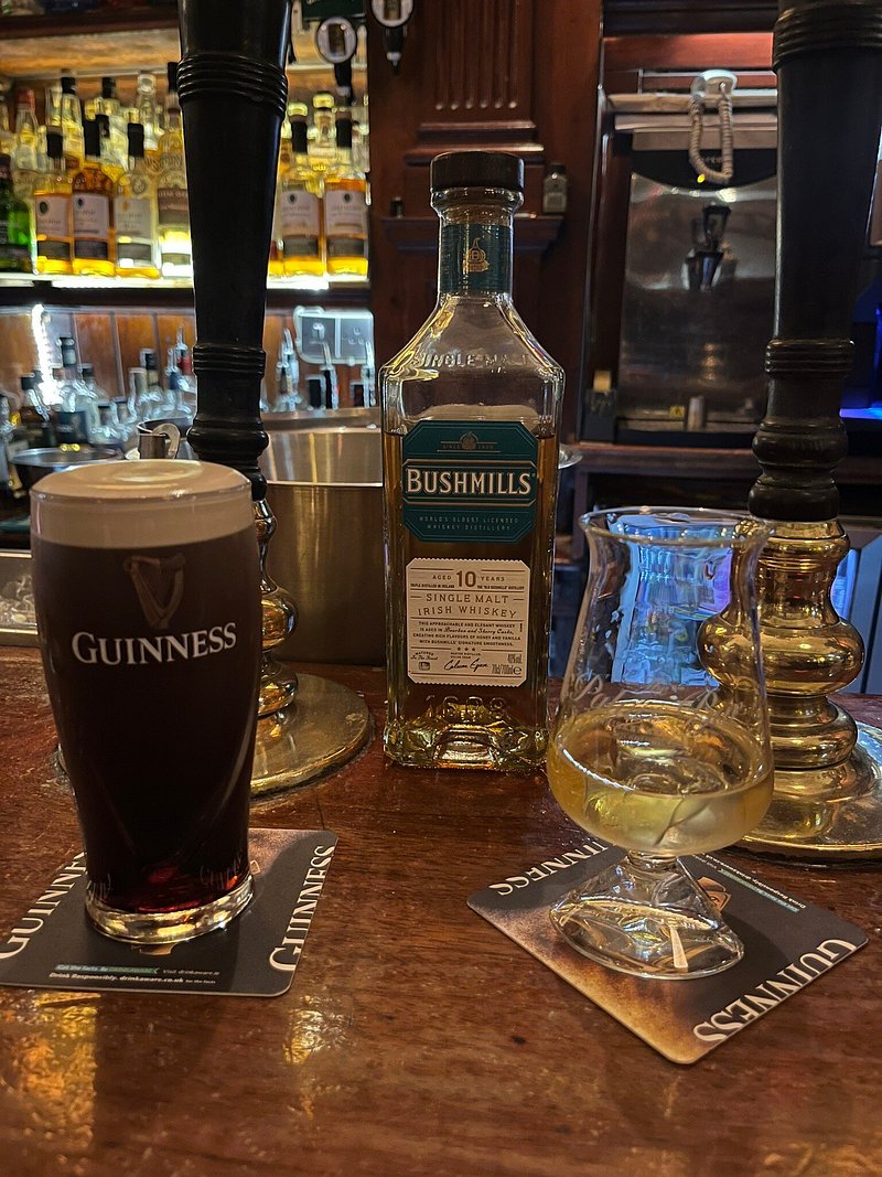 The Palace Bar