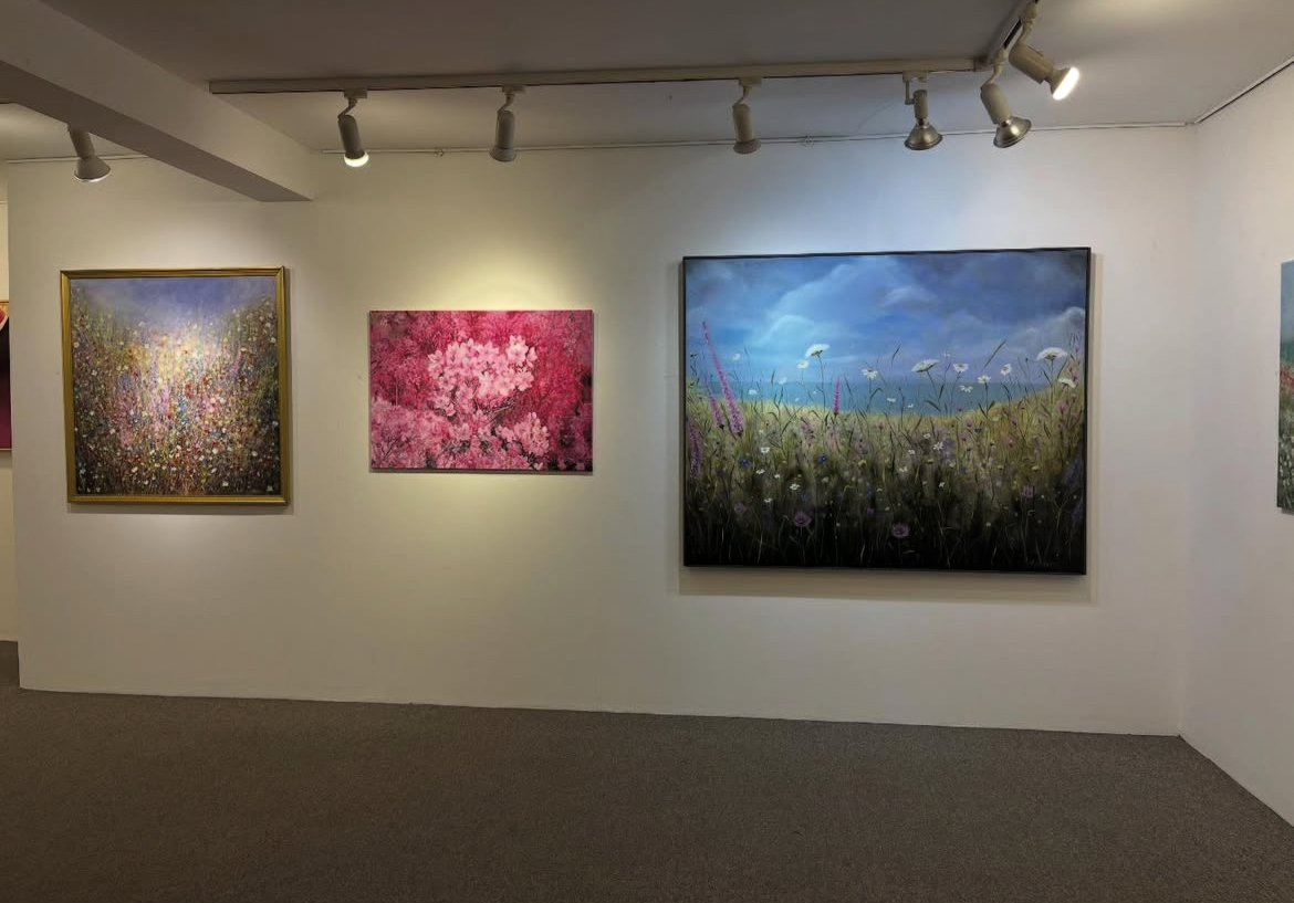 Gloria Gallery