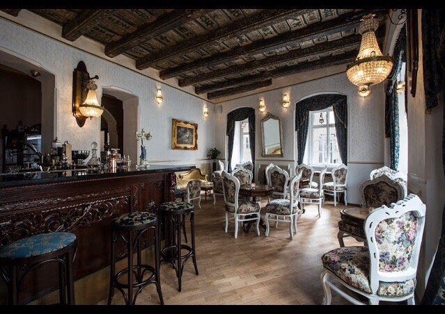 The Alchemist Bar