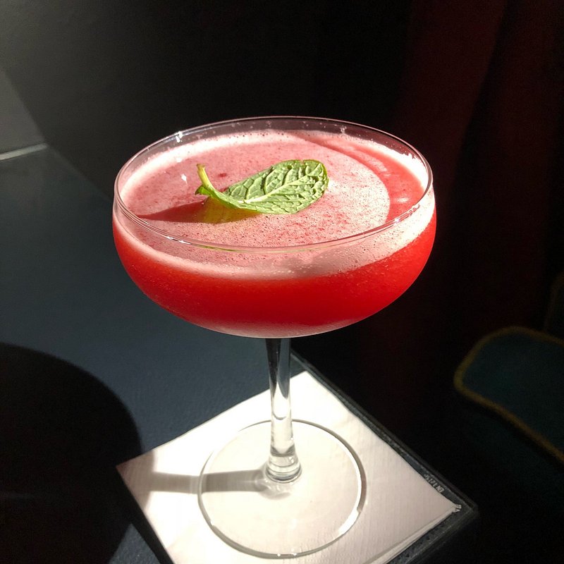 Cinco Lounge