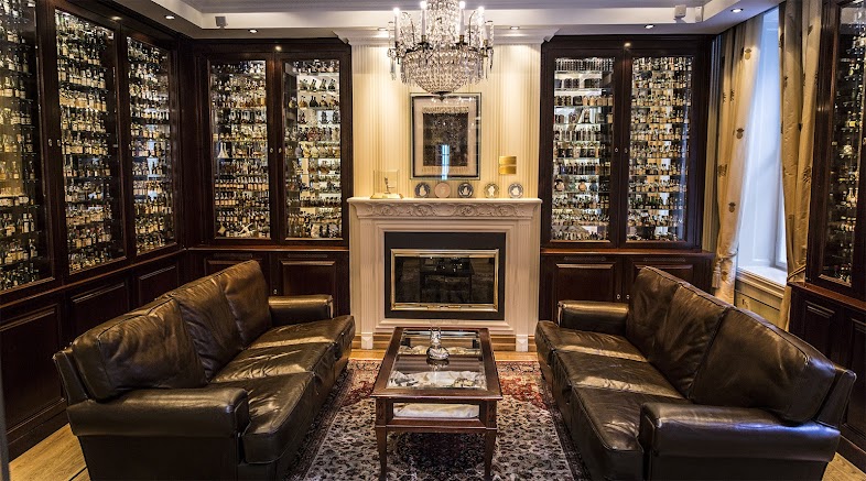 The Mini Bottle Gallery